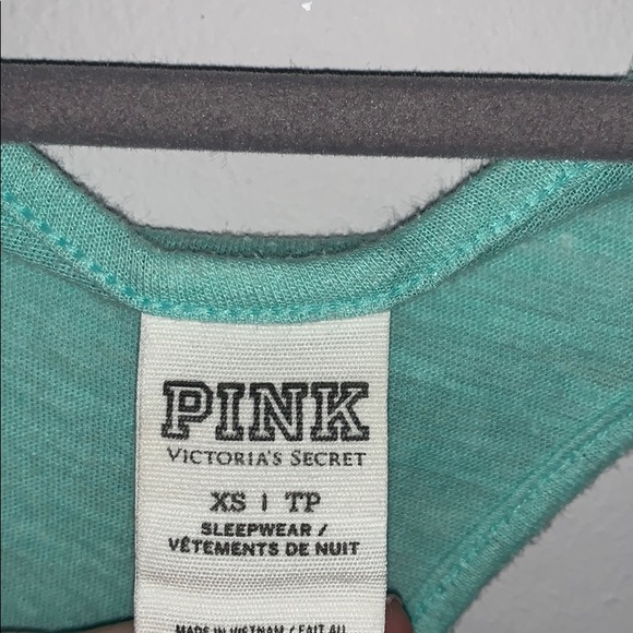 Blue PINK workout tank - Picture 3 of 3